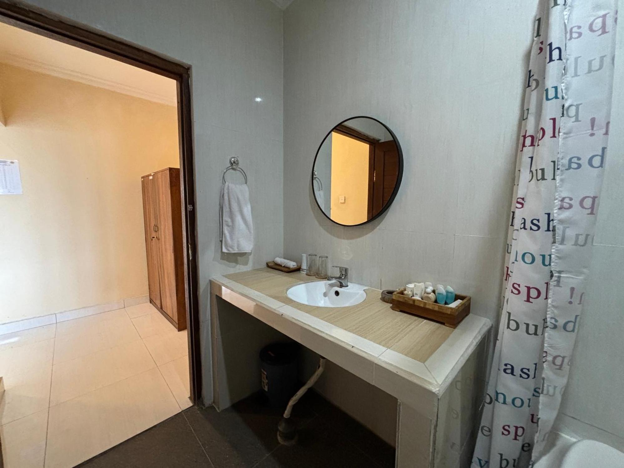 Casa de hóspedes Edotel Greenland Ubud
